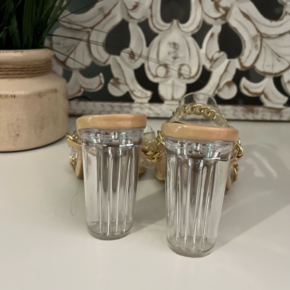 Heels - Picture 2 of 2